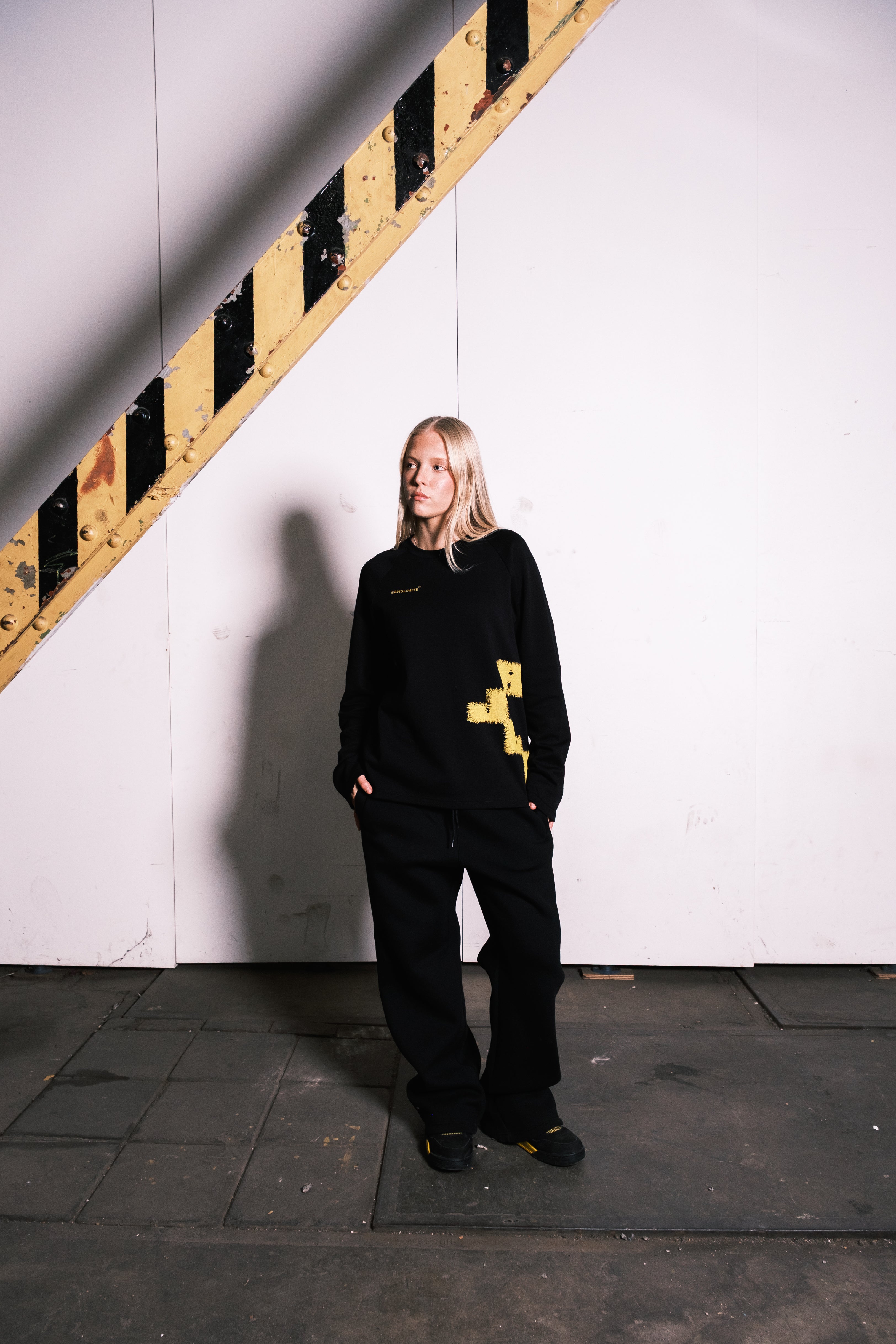 Close call x Sanslimiteworldwide longsleeve