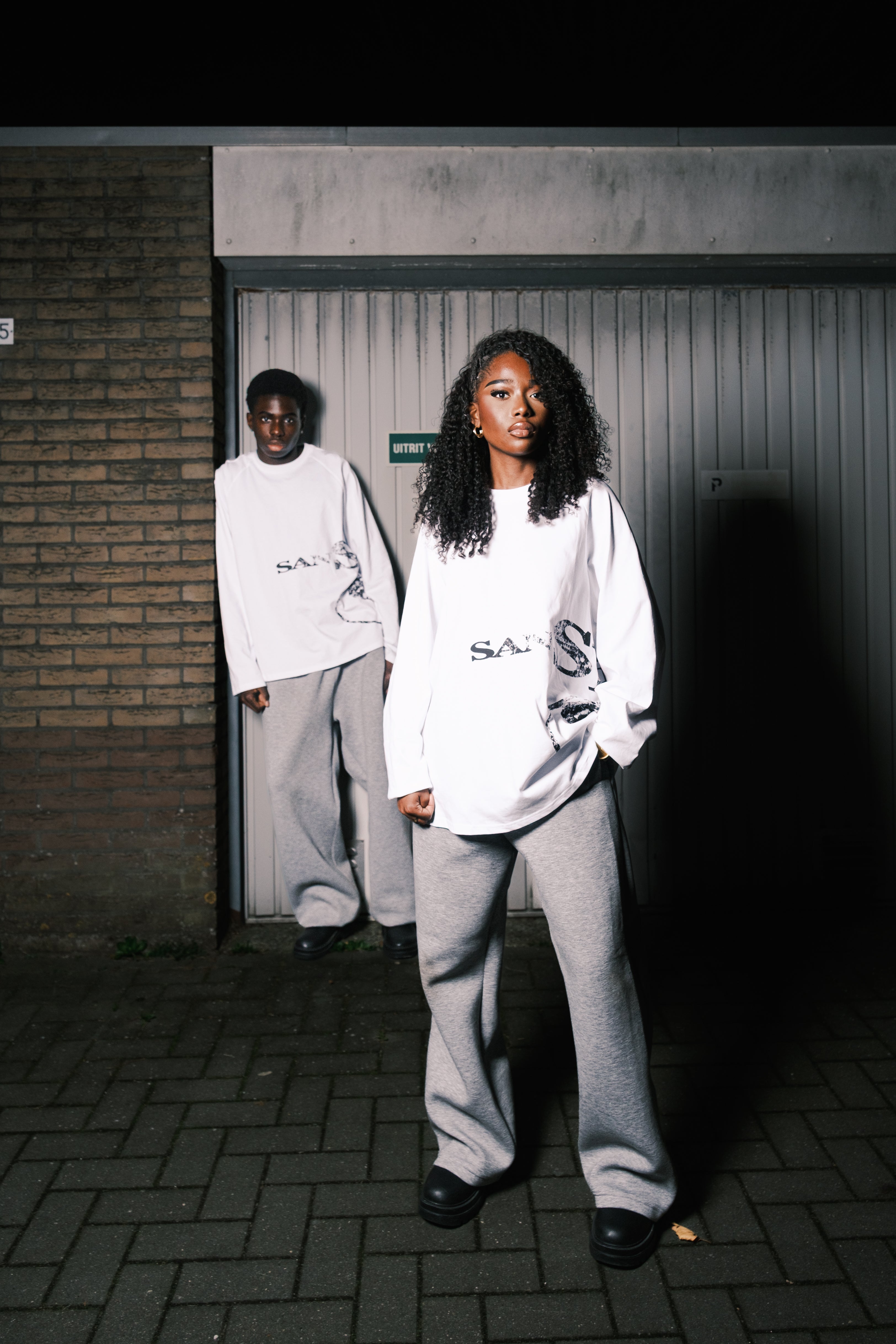 Concrete Longsleeve white